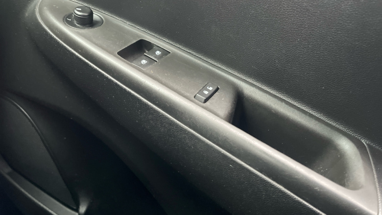 Vauxhall Viva 1.0 SE 5dr [A/C] Petrol Hatchback